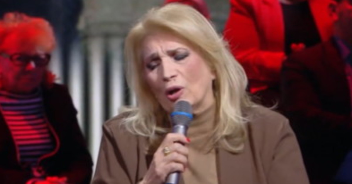 Iva Zanicchi sbotta da Del Debbio: "Non venite a romperci le..." Iva Zanicchi sbotta da Del Debbio: "Non venite a romperci le..."