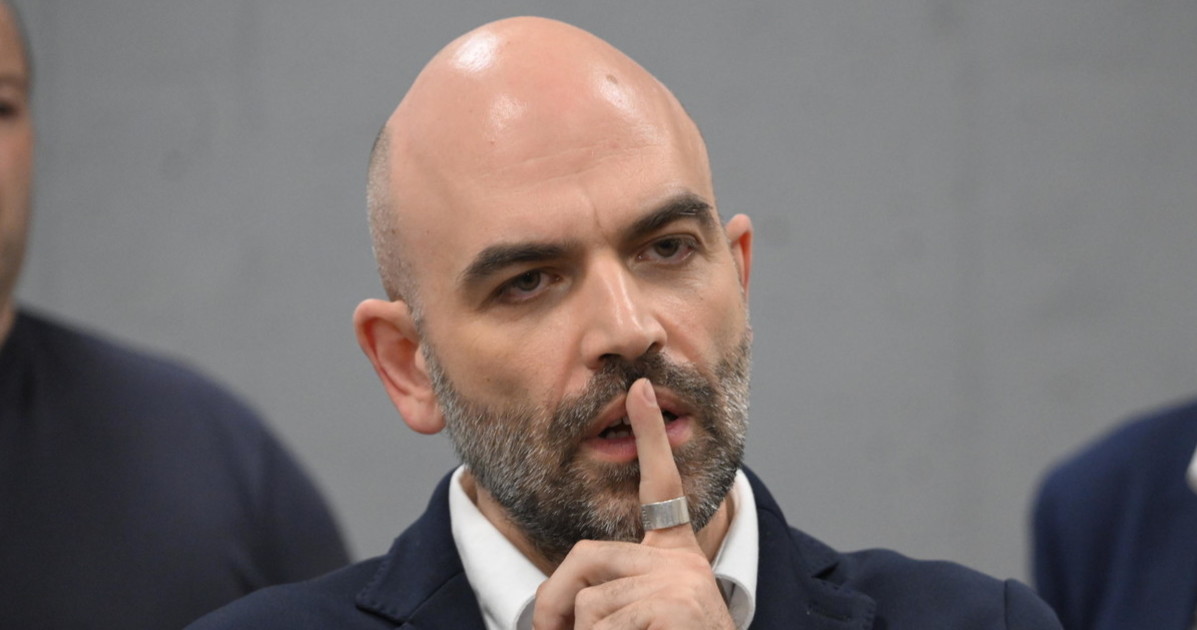 sulla censura ai libri i compagni litigano anche tra di loro