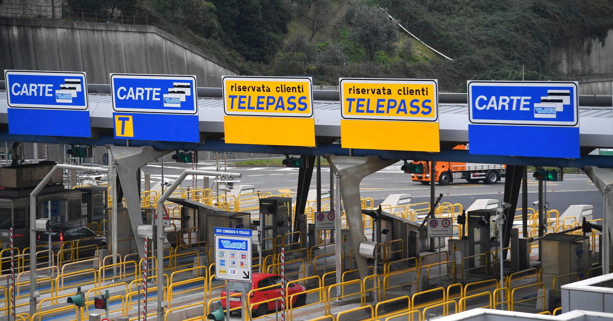 Autostrade, la truffa del pedaggio: come ti svuotano il conto Autostrade, la truffa del pedaggio: come ti svuotano il conto