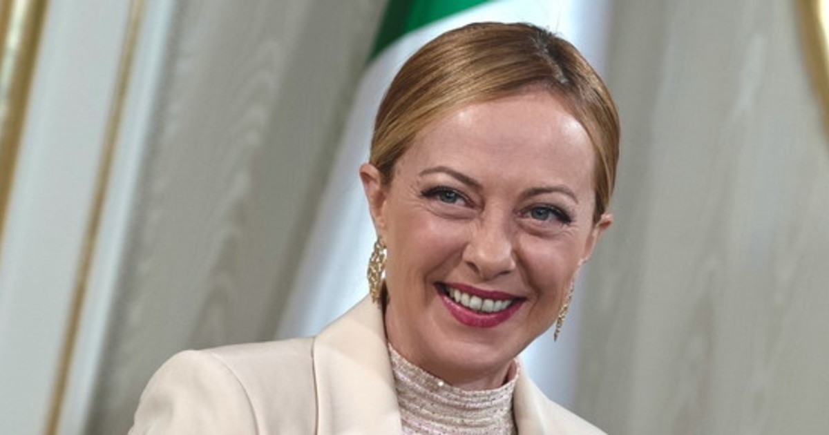 giorgia meloni riceve il premio thatcher da Liberoquotidiano.it giorgia meloni riceve il premio thatcher