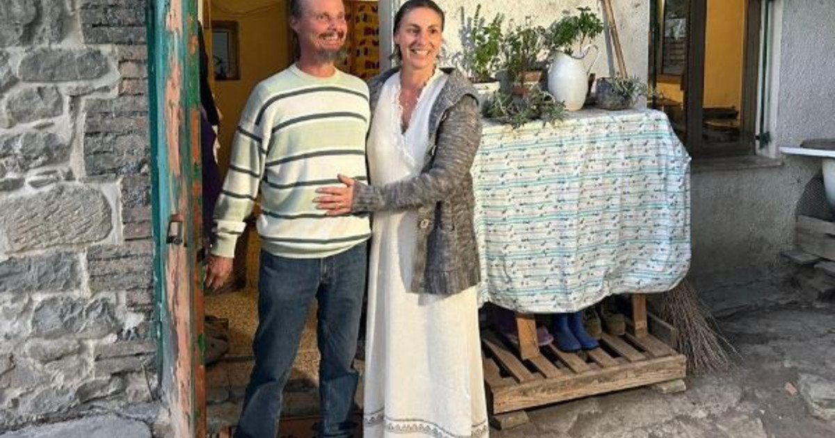 famiglia nel bosco una clamorosa svolta la decisione dei genitori da Liberoquotidiano.it famiglia nel bosco una clamorosa svolta la decisione dei genitori