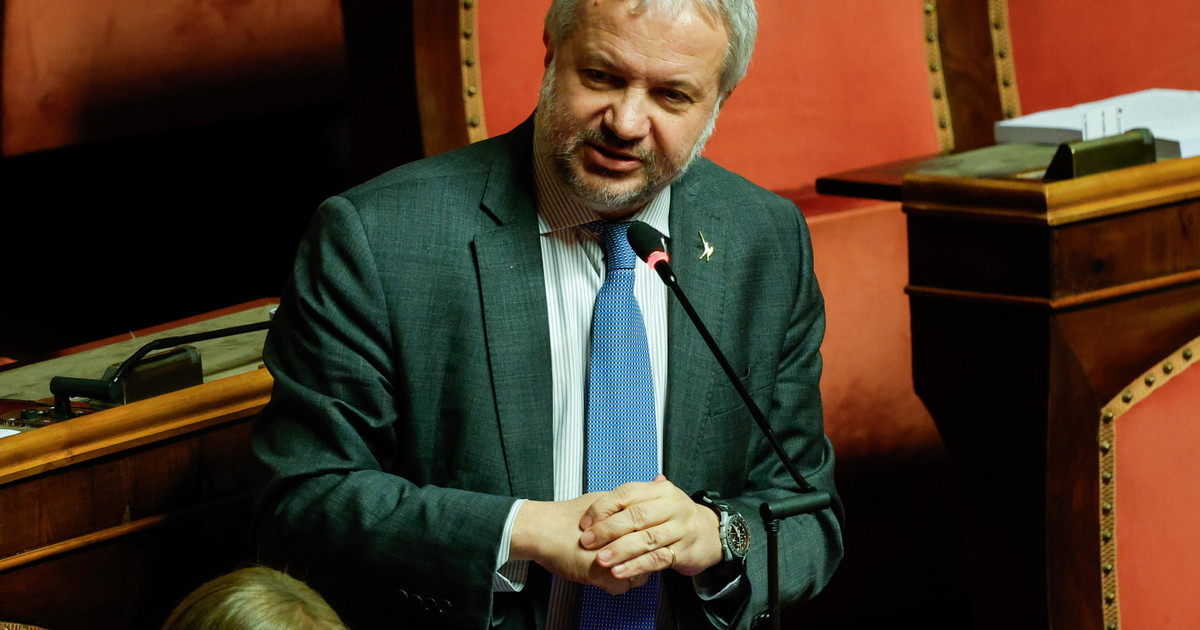 borghi sul decreto armi attendiamo cambiamenti ma il governo non rischia da Liberoquotidiano.it borghi sul decreto armi attendiamo cambiamenti ma il governo non rischia