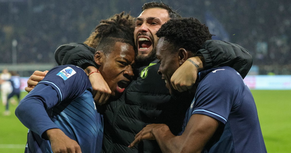 Lazio, vittoria in 9 uomini contro il Parma: la decide Noslin sul finale di match Lazio, vittoria in 9 uomini contro il Parma: la decide Noslin sul finale di match
