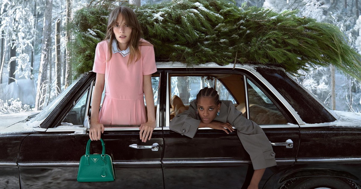 prada rilancia per le feste la borsa pyramide da Liberoquotidiano.it prada rilancia per le feste la borsa pyramide