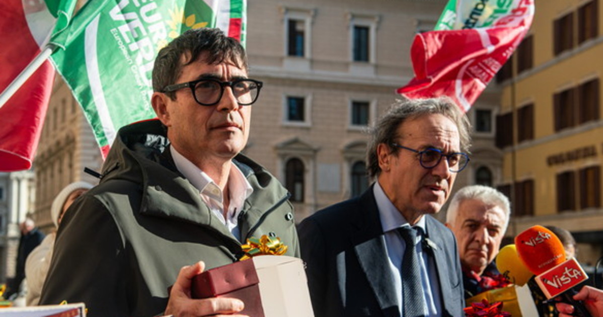 arrivano pi249 soldi in finanziaria ma la sinistra si lamenta da Liberoquotidiano.it arrivano pi249 soldi in finanziaria ma la sinistra si lamenta