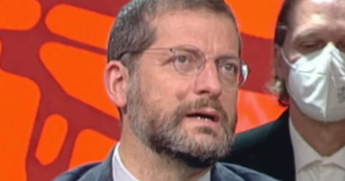 quarta repubblica falsario il piddino romano asfaltato da Liberoquotidiano.it quarta repubblica falsario il piddino romano asfaltato