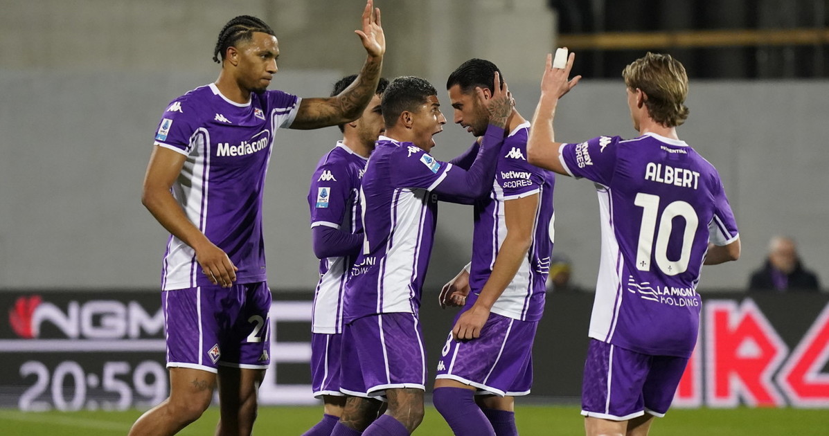 Serie A, la Fiorentina travolge l
