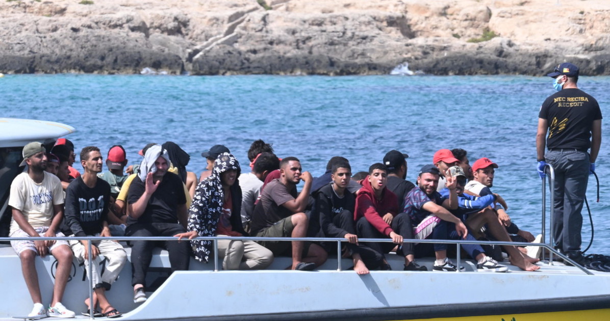 immigrazione rimpatri e stretta sui minori il pugno di ferro da Liberoquotidiano.it immigrazione rimpatri e stretta sui minori il pugno di ferro