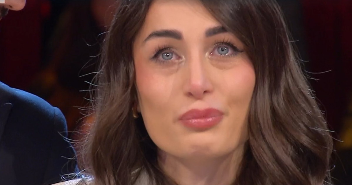 Affari tuoi, "una pompatina...": Ersilia, commenti osceni