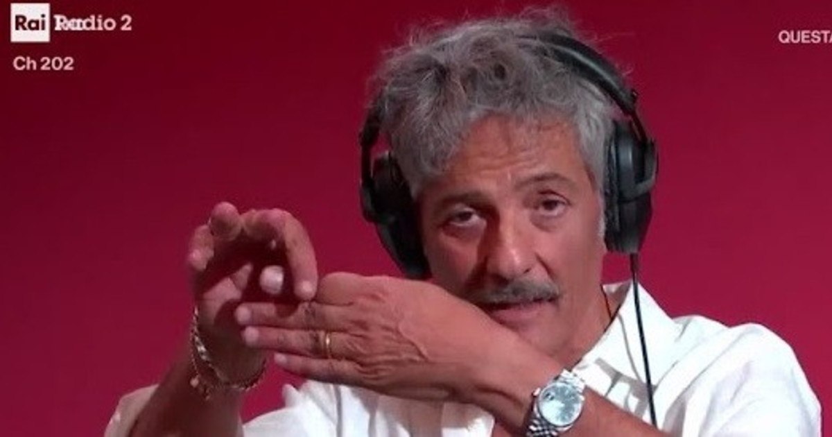 Affari Tuoi, bordata di Fiorello: "30 euro lordi?", un caso in Rai ...