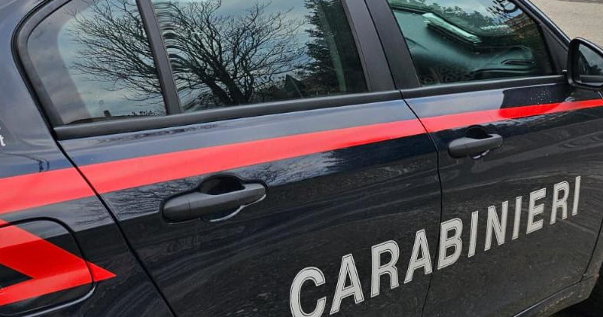 Napoli, precipita da 4 metri con la mini moto da cross: grave un 11enne