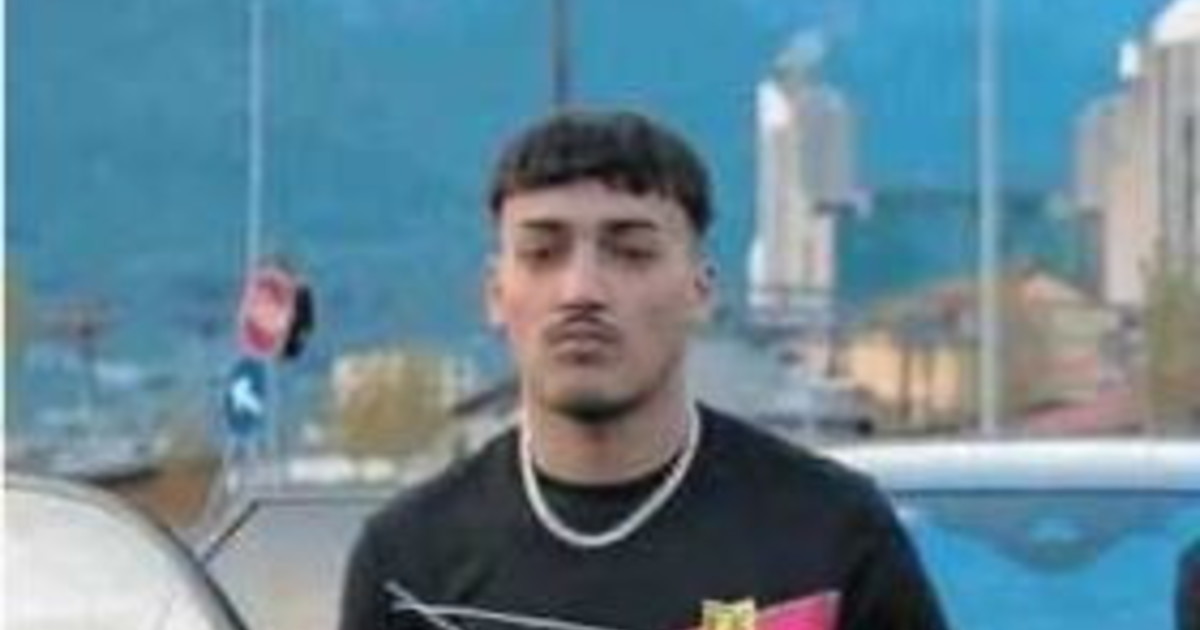 coltelli e insicurezza la solitudine dei giovani della generazione z da Liberoquotidiano.it coltelli e insicurezza la solitudine dei giovani della generazione z