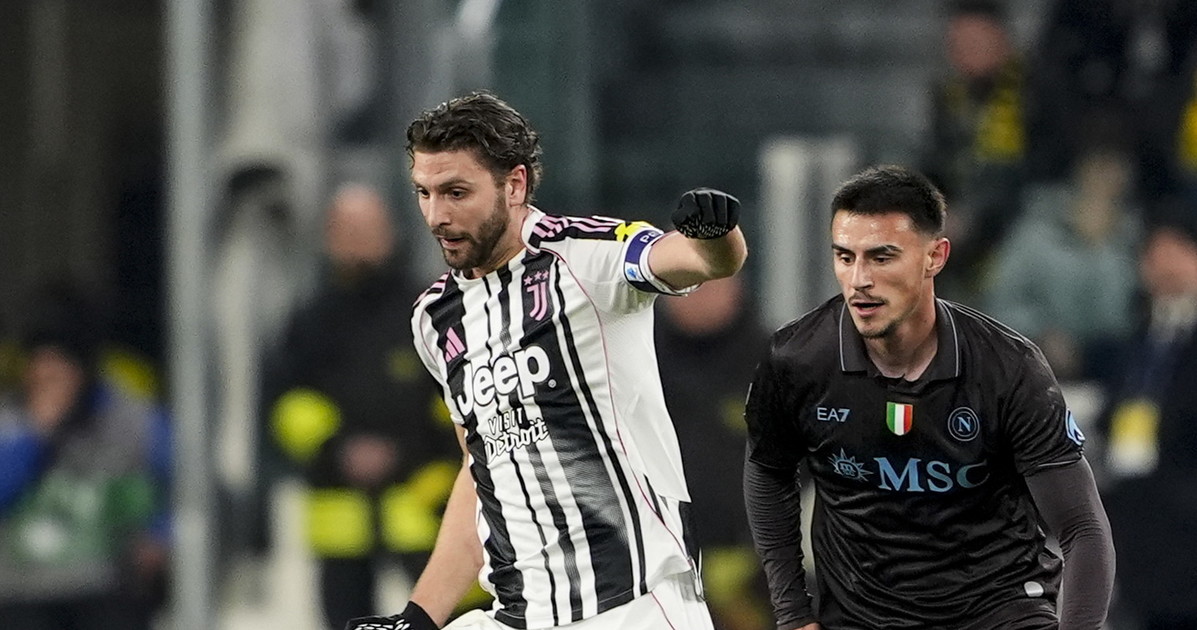 Serie A, la Juventus travolge il Napoli: tris bianconero all Serie A, la Juventus travolge il Napoli: tris bianconero all