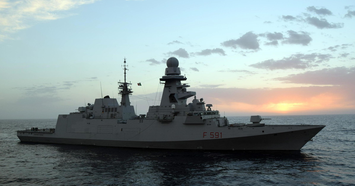 mar mediterraneo la fregata fasan sfida sottomarino russo alta tensione da Liberoquotidiano.it mar mediterraneo la fregata fasan sfida sottomarino russo alta tensione