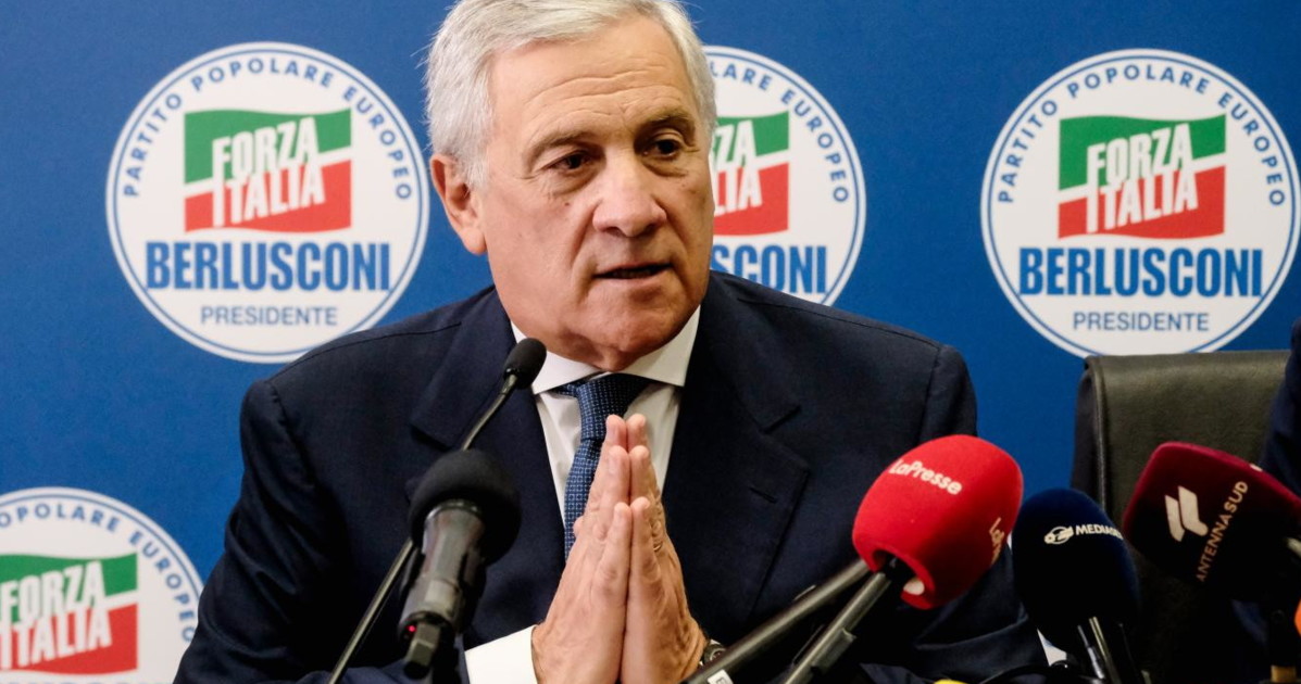 tajani chiama la mamma che ha sospeso la chemio per partorire l amore non ha limiti da Liberoquotidiano.it tajani chiama la mamma che ha sospeso la chemio per partorire l amore non ha limiti