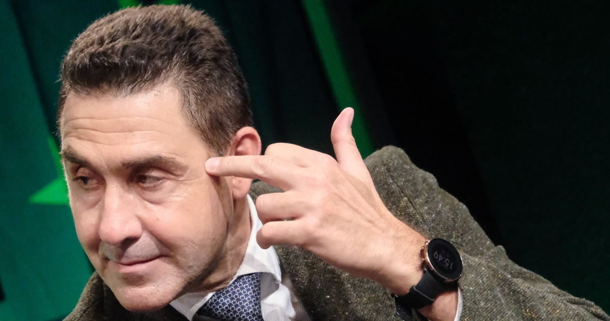 roberto vannacci la proposta indecente al generale un fascista ma ci farei sesso da Liberoquotidiano.it roberto vannacci la proposta indecente al generale un fascista ma ci farei sesso