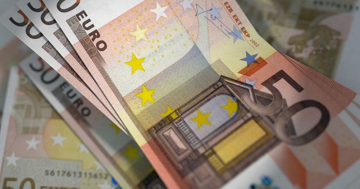 Boom di 50 euro falsi, è allarme: ecco come riconoscerli