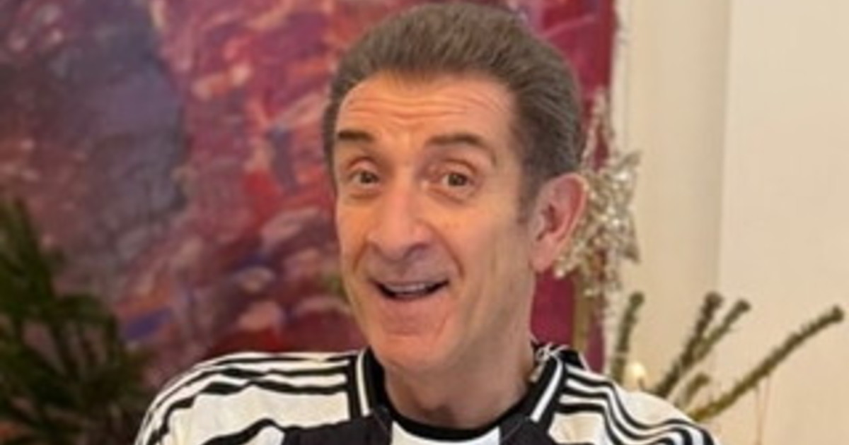 ezio greggio spiana la juventus non parlano nemmeno l italiano da Liberoquotidiano.it ezio greggio spiana la juventus non parlano nemmeno l italiano