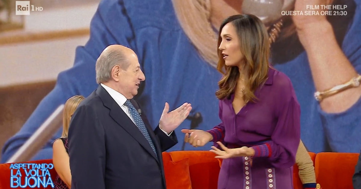 La Volta Buona, Magalli spiana ancora De Martino: "Un vestito orrendo"