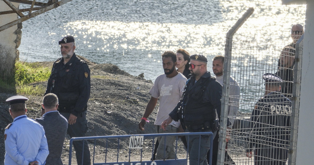 Centri in Albania, i giudici fanno uscire dai Cpr anche pedofili e stupratori