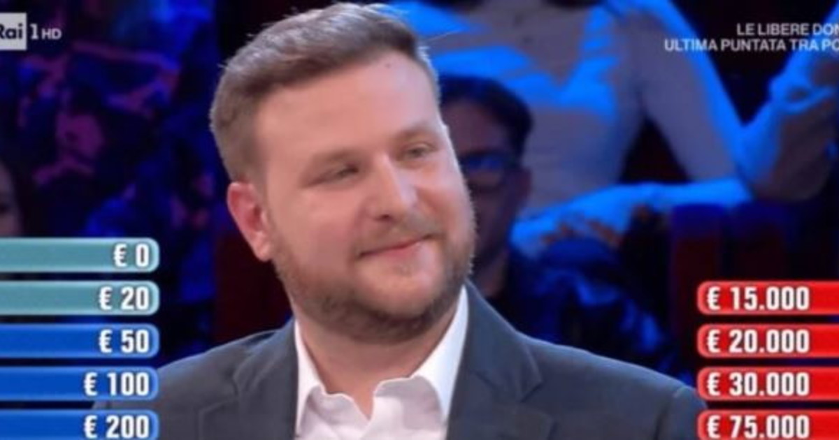 Affari tuoi, Luigi insultato prima della partita: "Non vince na m..."