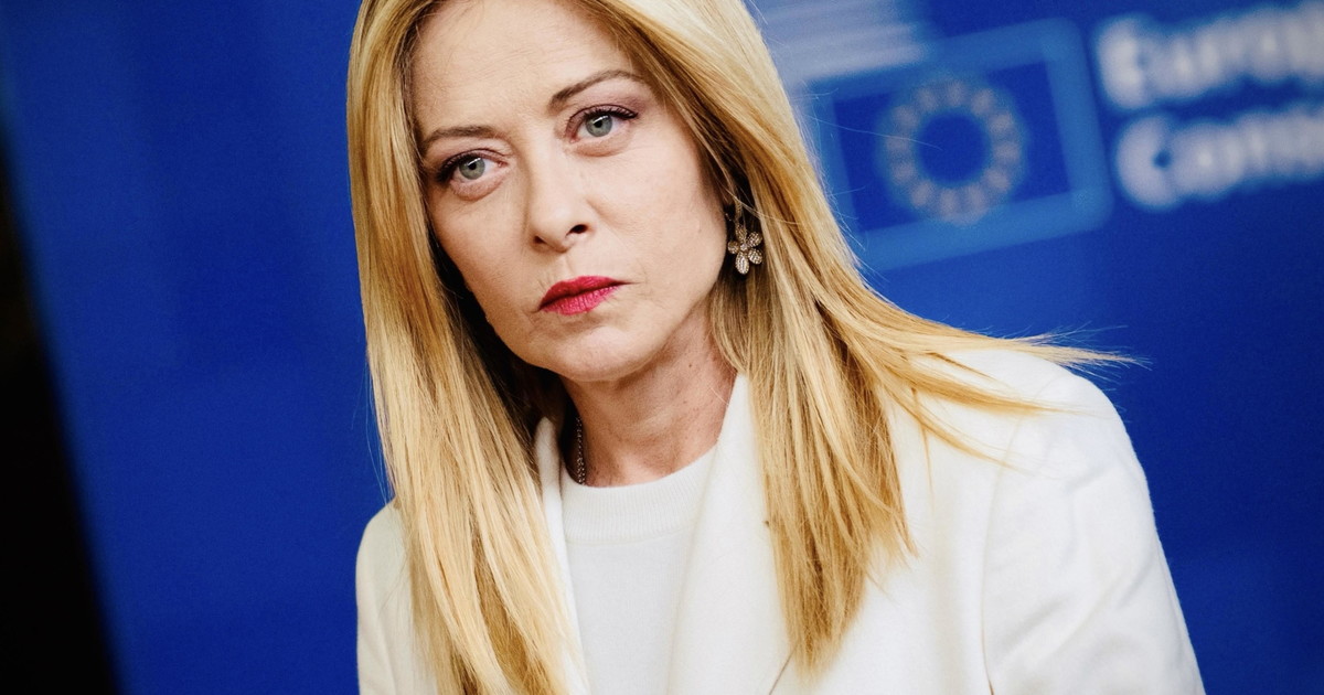giorgia meloni insulti al corteo no king assassina e spunta la ghigliottina da Liberoquotidiano.it giorgia meloni insulti al corteo no king assassina e spunta la ghigliottina