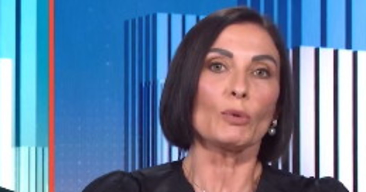 4 di sera la morani perde il controllo cosa serve per dimettersi da Liberoquotidiano.it 4 di sera la morani perde il controllo cosa serve per dimettersi