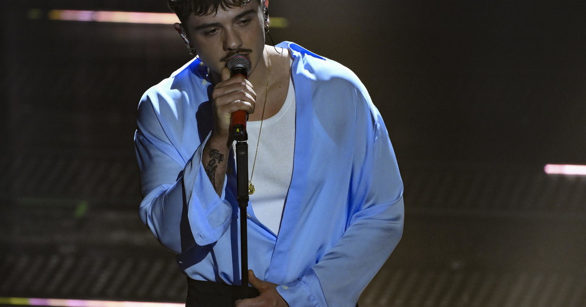 olly sbrocca trovatevi un lavoro invece di dire caate