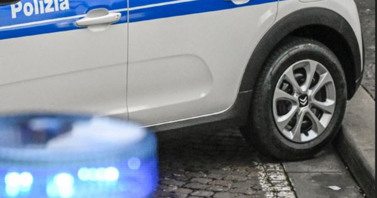 catania investe un agente per sfuggire all alt la scoperta sul 21enne da Liberoquotidiano.it catania investe un agente per sfuggire all alt la scoperta sul 21enne