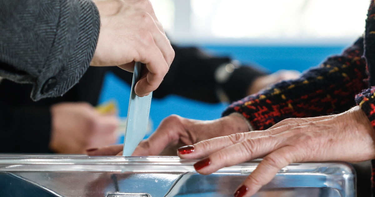 il sondaggio che fa sbiancare la sinistra dove 232 arrivata giorgia meloni da Liberoquotidiano.it il sondaggio che fa sbiancare la sinistra dove 232 arrivata giorgia meloni