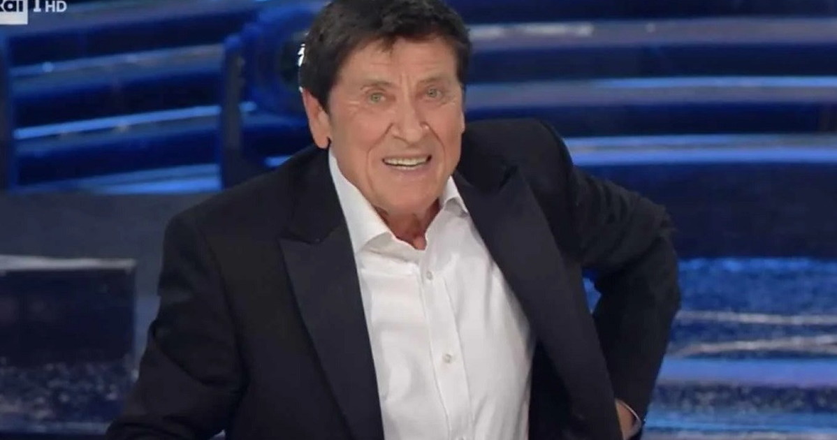 gianni morandi cosa ho mandato a de martino tam tam su sanremo da Liberoquotidiano.it gianni morandi cosa ho mandato a de martino tam tam su sanremo