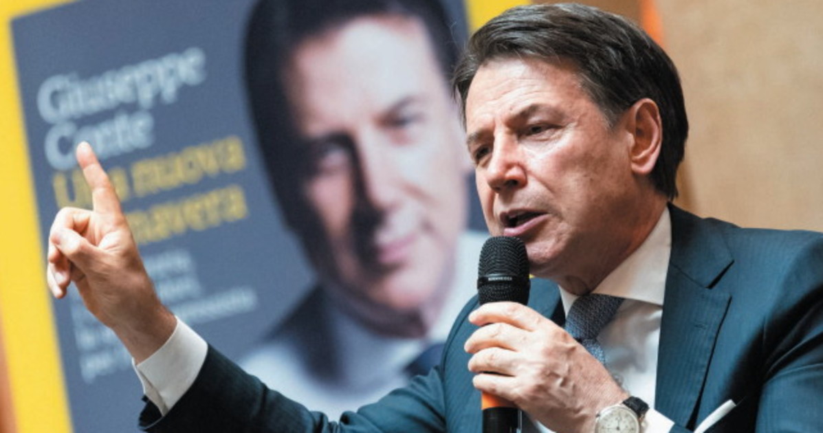 giuseppe conte scrive di aver messo in riga merkel e draghi tutto da ridere da Liberoquotidiano.it giuseppe conte scrive di aver messo in riga merkel e draghi tutto da ridere