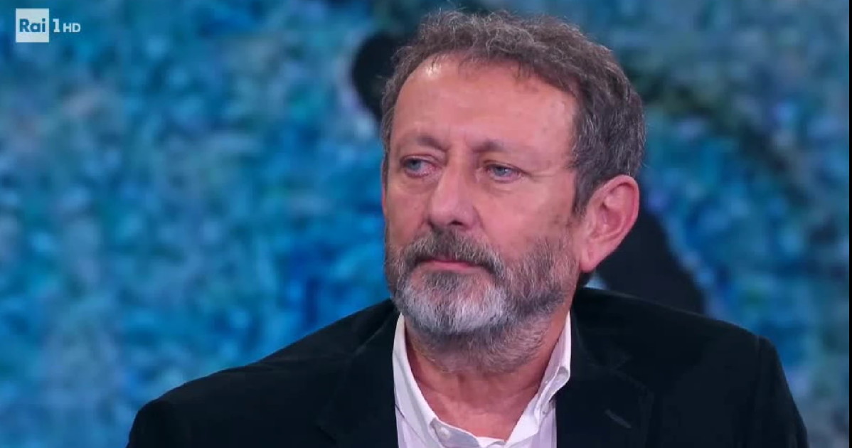 michele serra il suo cane osso sbranato dai lupi avrei voluto vederlo invecchiare da Liberoquotidiano.it michele serra il suo cane osso sbranato dai lupi avrei voluto vederlo invecchiare