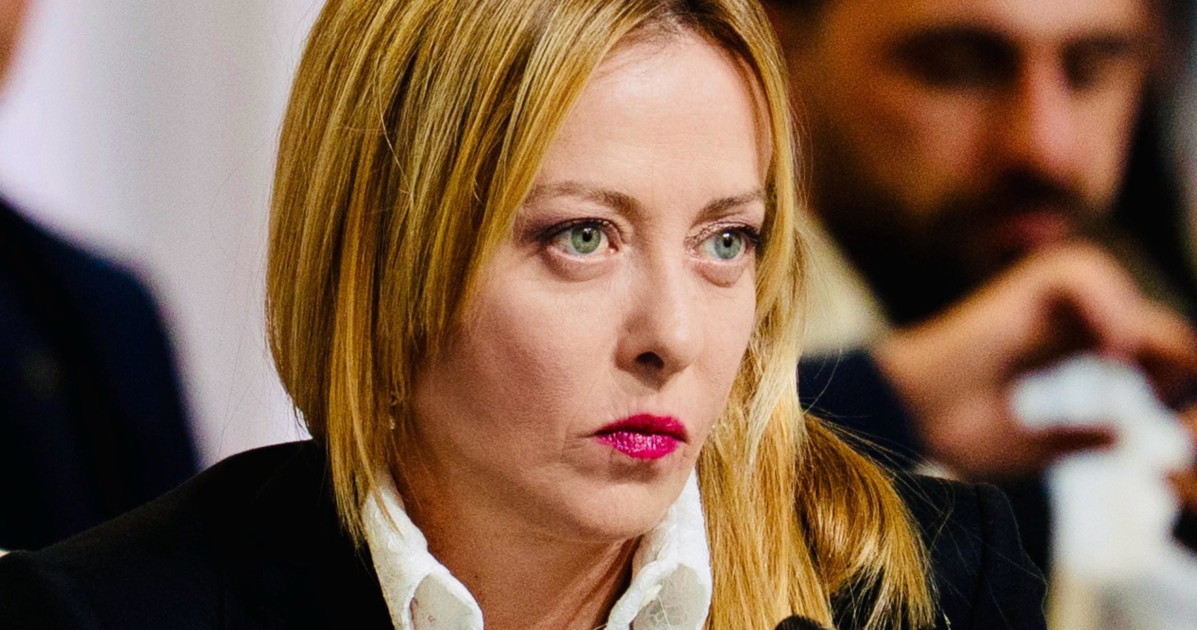 giorgia meloni e gli sfratti lampo l ora dell indulgenza 232 finita da Liberoquotidiano.it giorgia meloni e gli sfratti lampo l ora dell indulgenza 232 finita