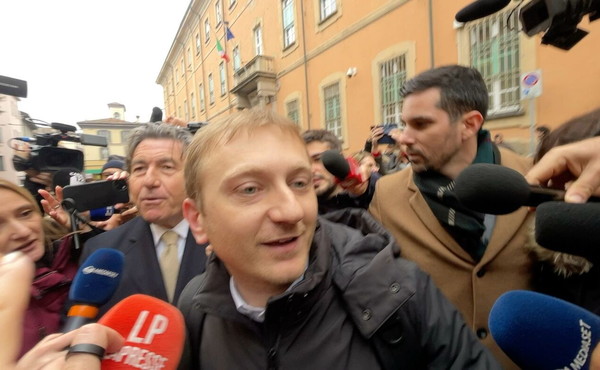 garlasco secondo voi stasi deve uscire dal carcere da Liberoquotidiano.it garlasco secondo voi stasi deve uscire dal carcere