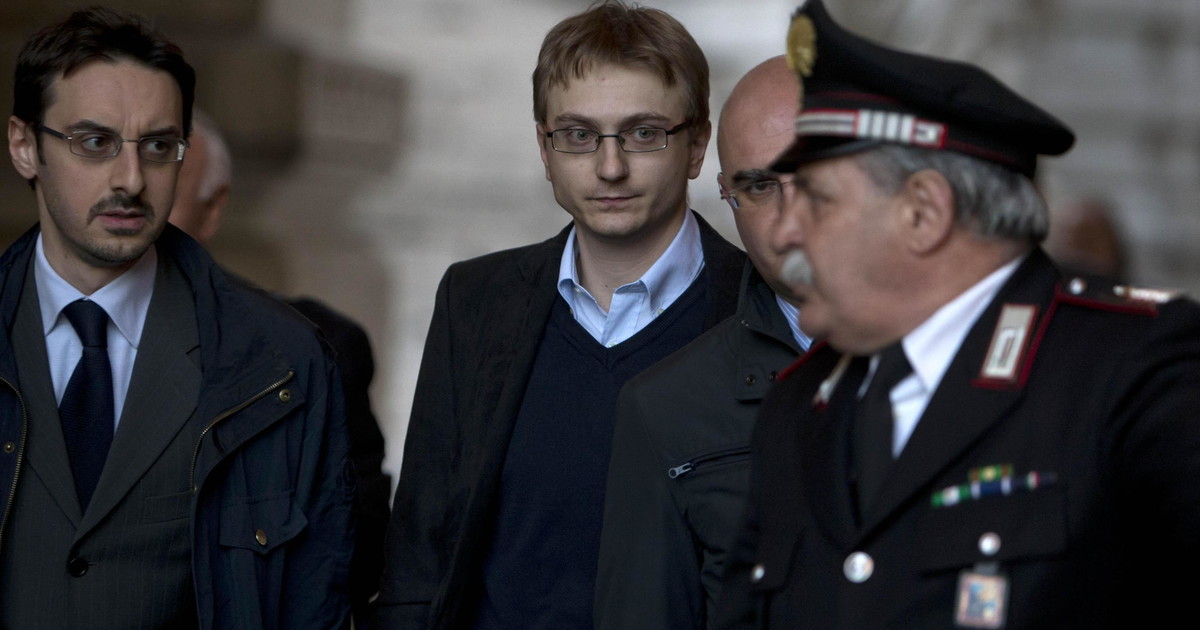 garlasco alberto stasi attacca andrea sempio totale mancanza di rispetto da Liberoquotidiano.it garlasco alberto stasi attacca andrea sempio totale mancanza di rispetto