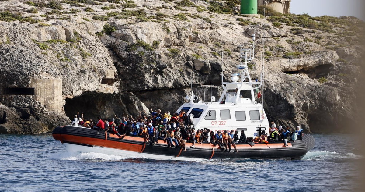 noi i migranti e la lezione della francia da Liberoquotidiano.it noi i migranti e la lezione della francia