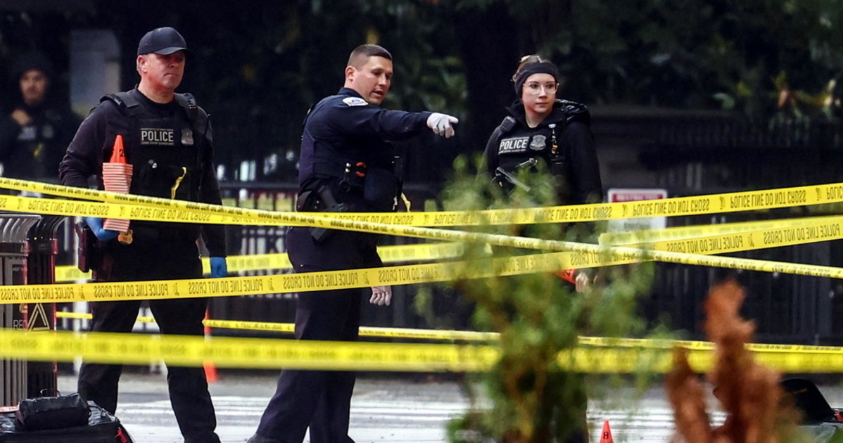 sparatoria alla casa bianca sono ges249 e viene ucciso chi 232 l attentatore da Liberoquotidiano.it sparatoria alla casa bianca sono ges249 e viene ucciso chi 232 l attentatore