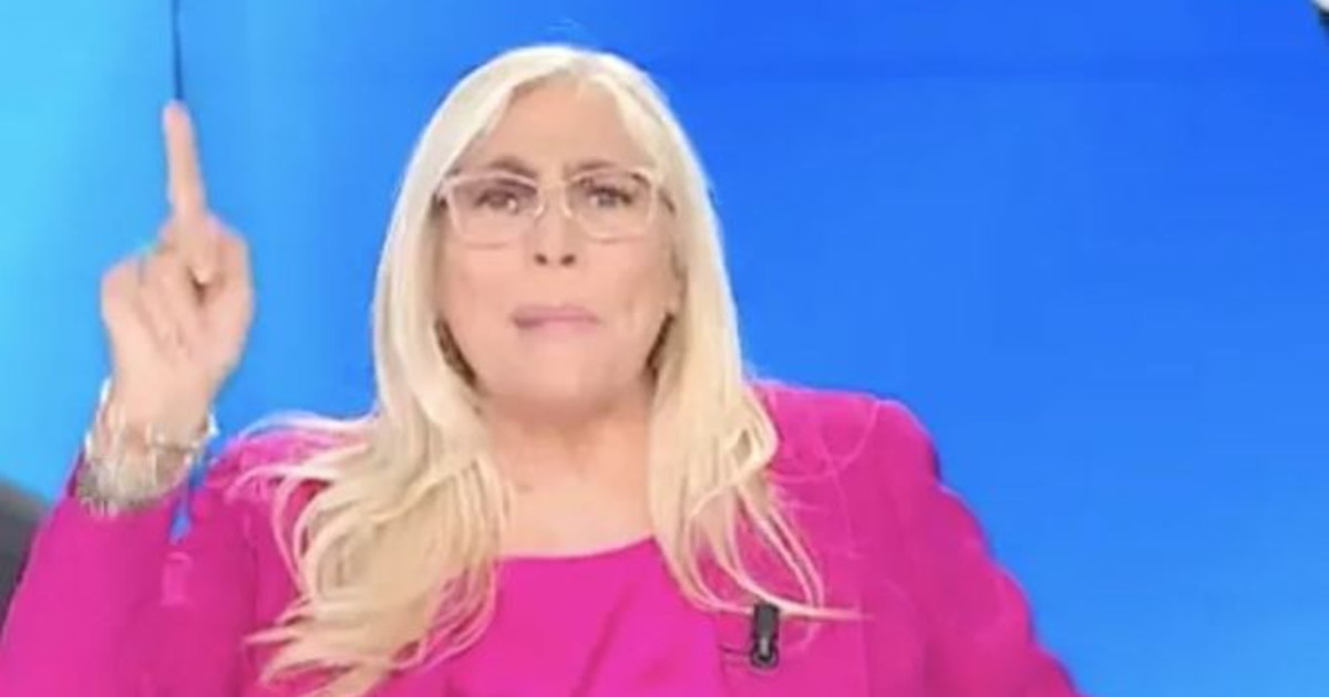 domenica in sparito teo mammucari il gesto senza spiegazioni della venier da Liberoquotidiano.it domenica in sparito teo mammucari il gesto senza spiegazioni della venier