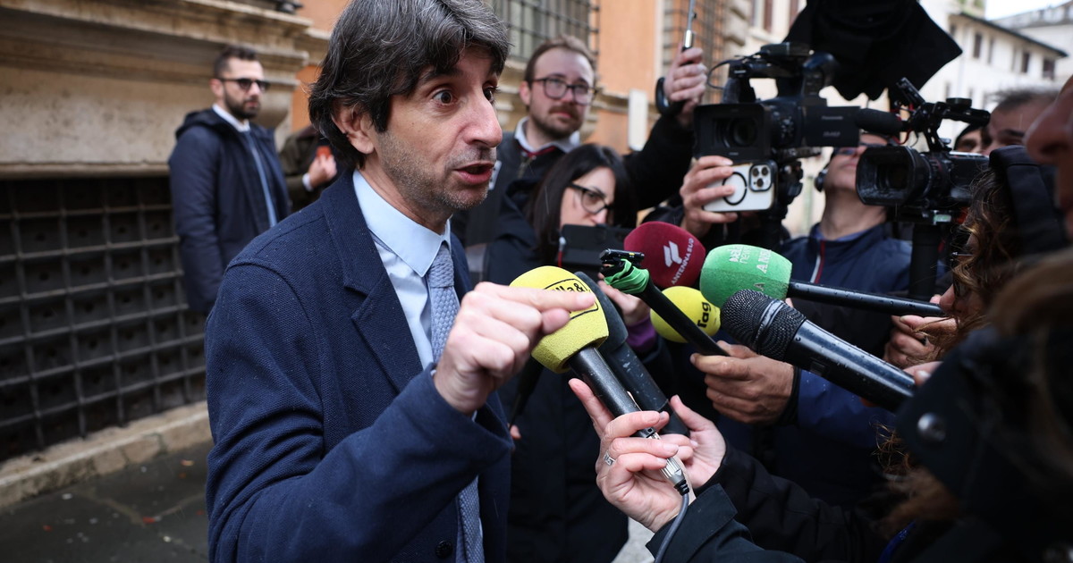 commenti antisemiti dei giovani di fdi donzelli incompatibili ma no a lezioni da Liberoquotidiano.it commenti antisemiti dei giovani di fdi donzelli incompatibili ma no a lezioni