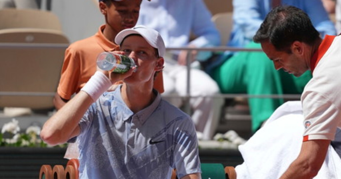 sinner la pelle chiara e l indice wbgt l ultima teoria sul crollo al roland garros da Liberoquotidiano.it sinner la pelle chiara e l indice wbgt l ultima teoria sul crollo al roland garros