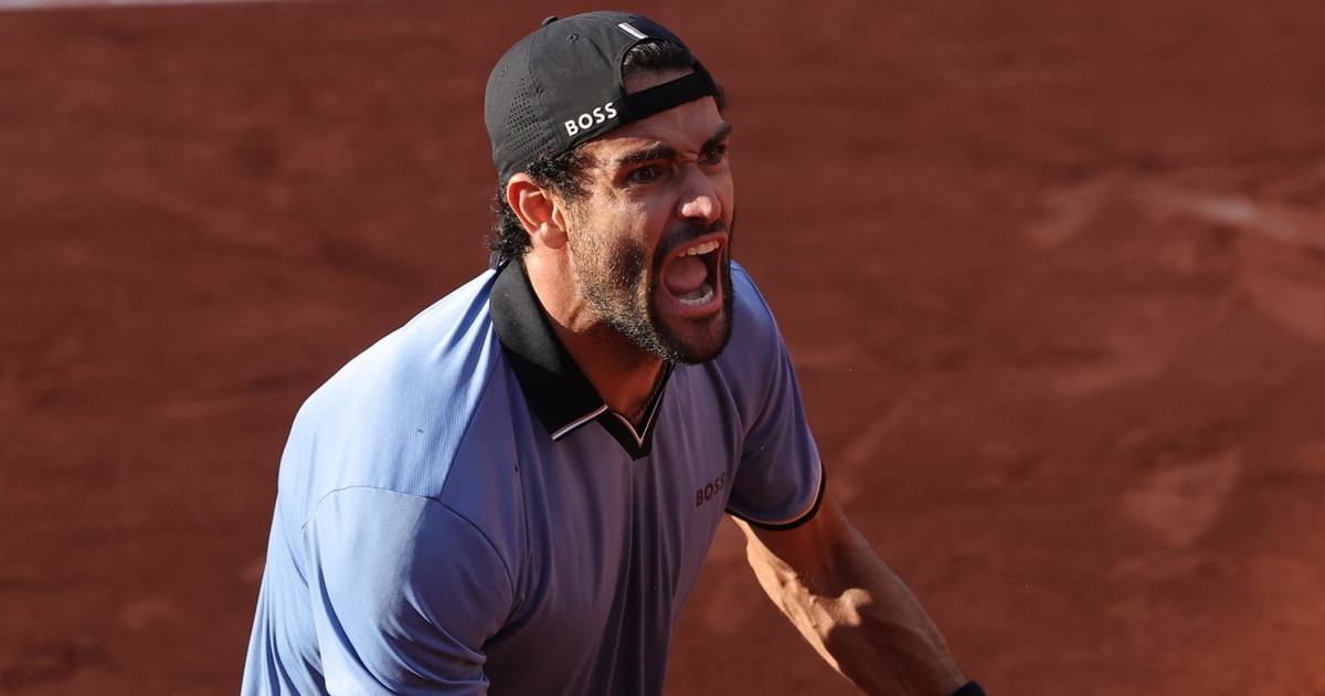 matteo berrettini il gesto rivolto al suo box che spiega tutto clamoroso a parigi da Liberoquotidiano.it matteo berrettini il gesto rivolto al suo box che spiega tutto clamoroso a parigi