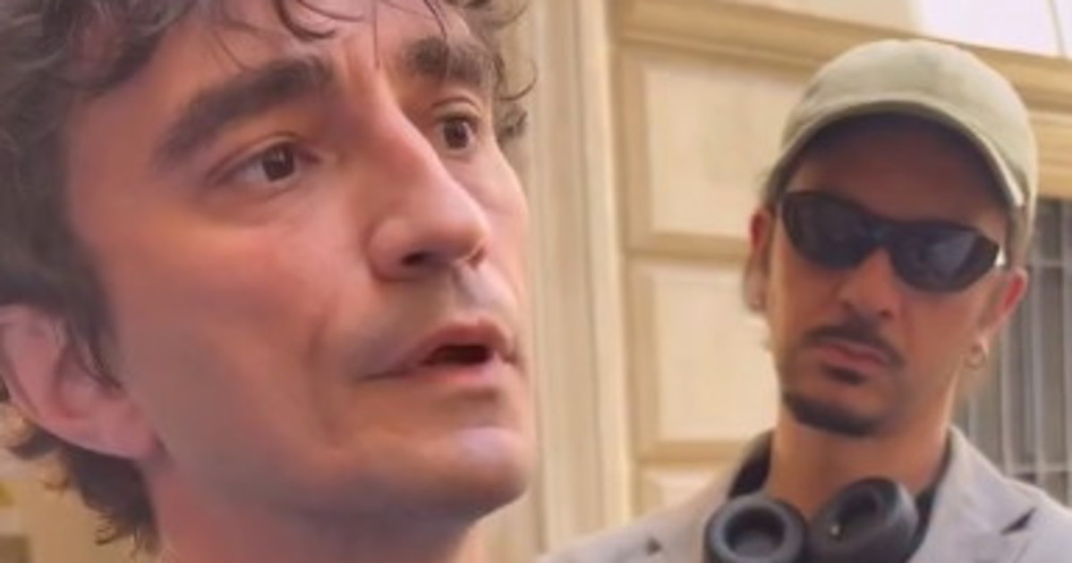 commissione covid bignami inchioda conte con tanto di targa fuori dallo studio da Liberoquotidiano.it commissione covid bignami inchioda conte con tanto di targa fuori dallo studio