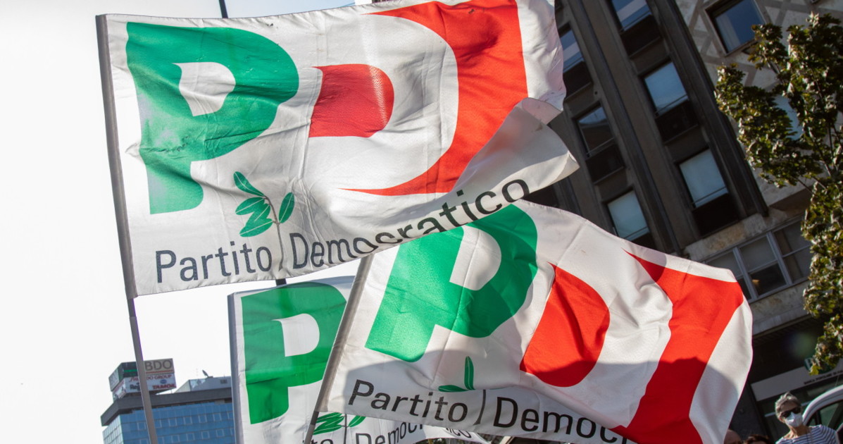 enrico berlinguer dimenticato da schlein e pd clamoroso imbarazzo da Liberoquotidiano.it enrico berlinguer dimenticato da schlein e pd clamoroso imbarazzo