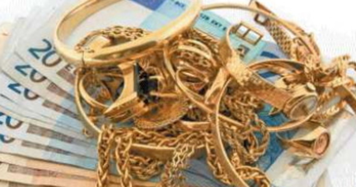 compro oro da noi ereditieri e barboni come valutano davvero gioielli e clienti da Liberoquotidiano.it compro oro da noi ereditieri e barboni come valutano davvero gioielli e clienti