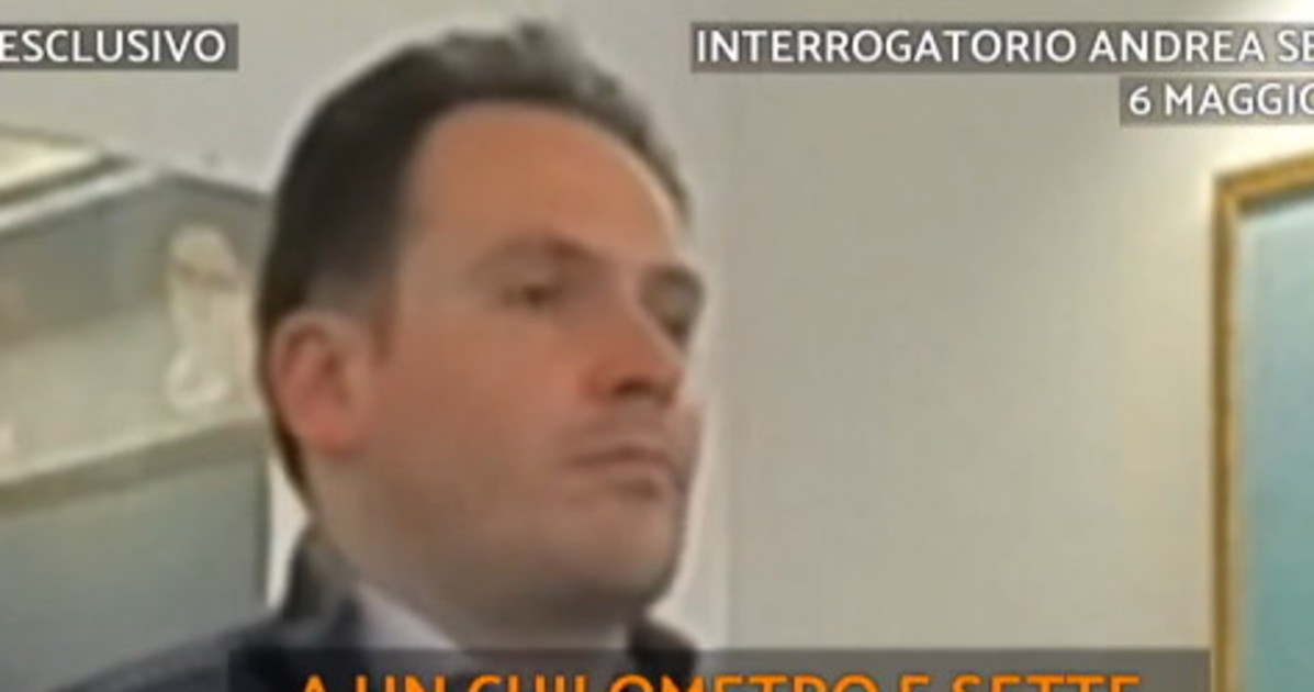 andrea sempio labbra e deglutizione il video dell interrogatorio innesca teorie clamorose da Liberoquotidiano.it andrea sempio labbra e deglutizione il video dell interrogatorio innesca teorie clamorose