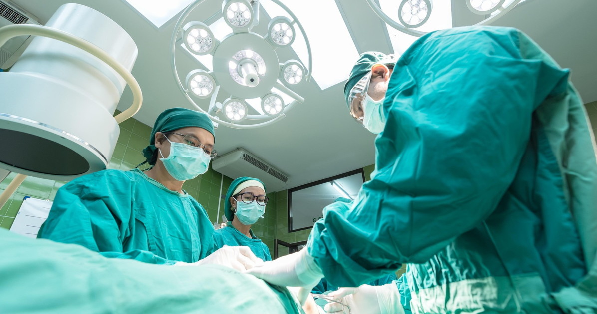 ancona si scrive la storia operata al cervello ecco come la risvegliano da Liberoquotidiano.it ancona si scrive la storia operata al cervello ecco come la risvegliano