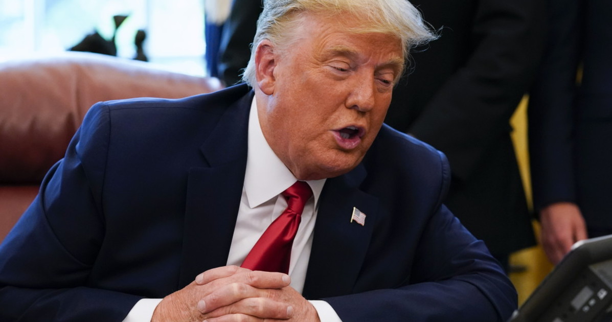 trump meloni dispiaciuto o mi fa pena giallo sulla traduzione e perch233 manca l audio originale da Liberoquotidiano.it trump meloni dispiaciuto o mi fa pena giallo sulla traduzione e perch233 manca l audio originale