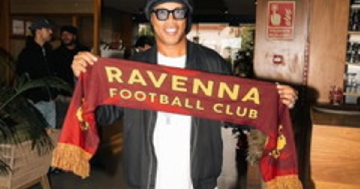 ronaldinho firma col ravenna clamoroso in serie c a 46 anni da Liberoquotidiano.it ronaldinho firma col ravenna clamoroso in serie c a 46 anni