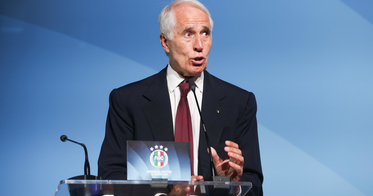 ecco come sar224 il calcio italiano di malag242 da Liberoquotidiano.it ecco come sar224 il calcio italiano di malag242